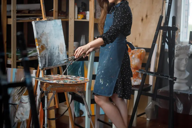 Transformer une vieille grange en studio d’art moderne et éco-responsable